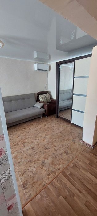 Сдам 1-ком квартиру возле озера.