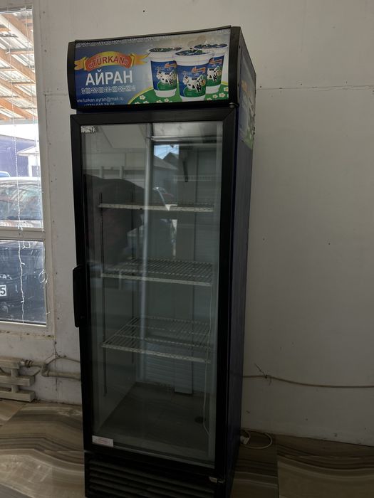 Продам холодильники и полки
