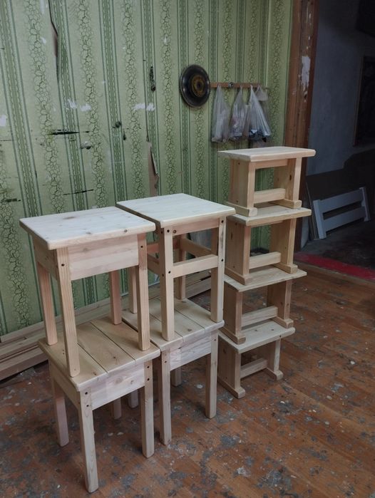 Табуретки чистое дерево