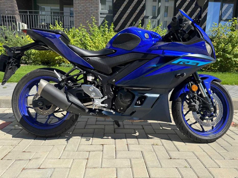 Yamaha YZF-R3 2024