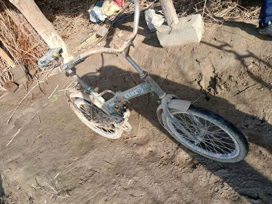 Zapchasga beriladi   yoki uzi shunday sotiladi