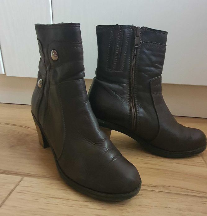 Дамски боти естествена кожа