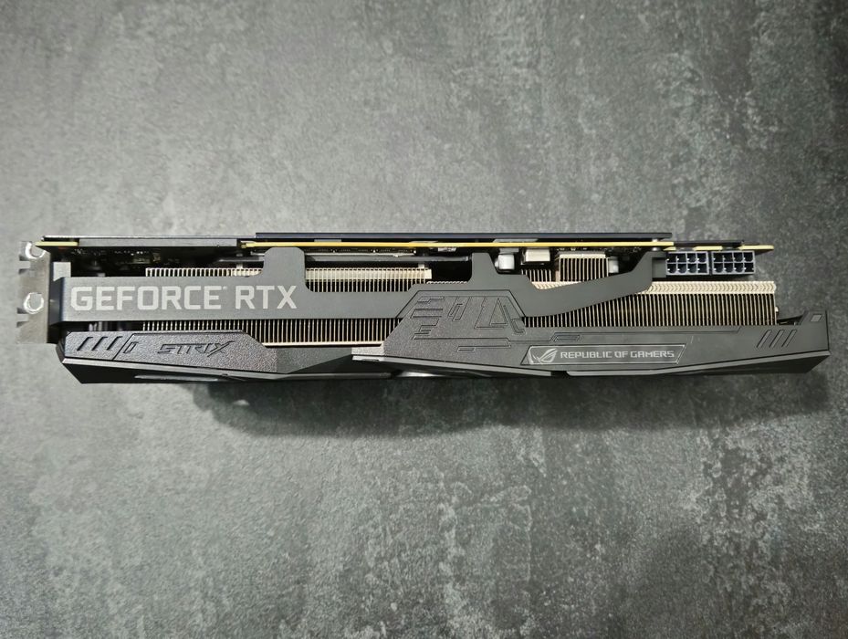 Топовая игровая видеокарта Asus Rog Strix RTX 2070 Super 8Gb