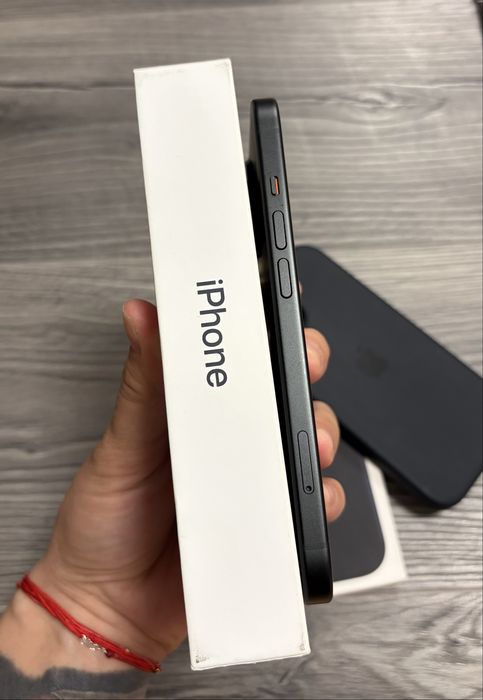 Iphone 15 black 128 GB
