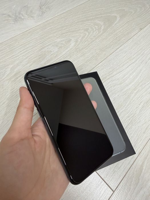 Продам iPhone 11 pro