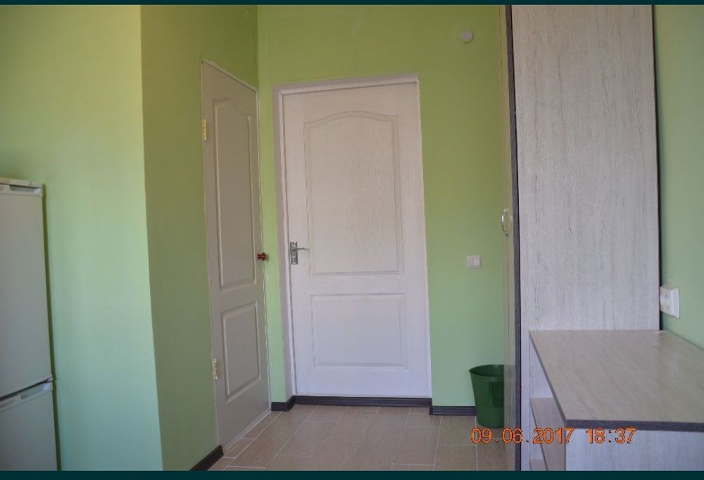 Комнат р-н Арман сдам комнату