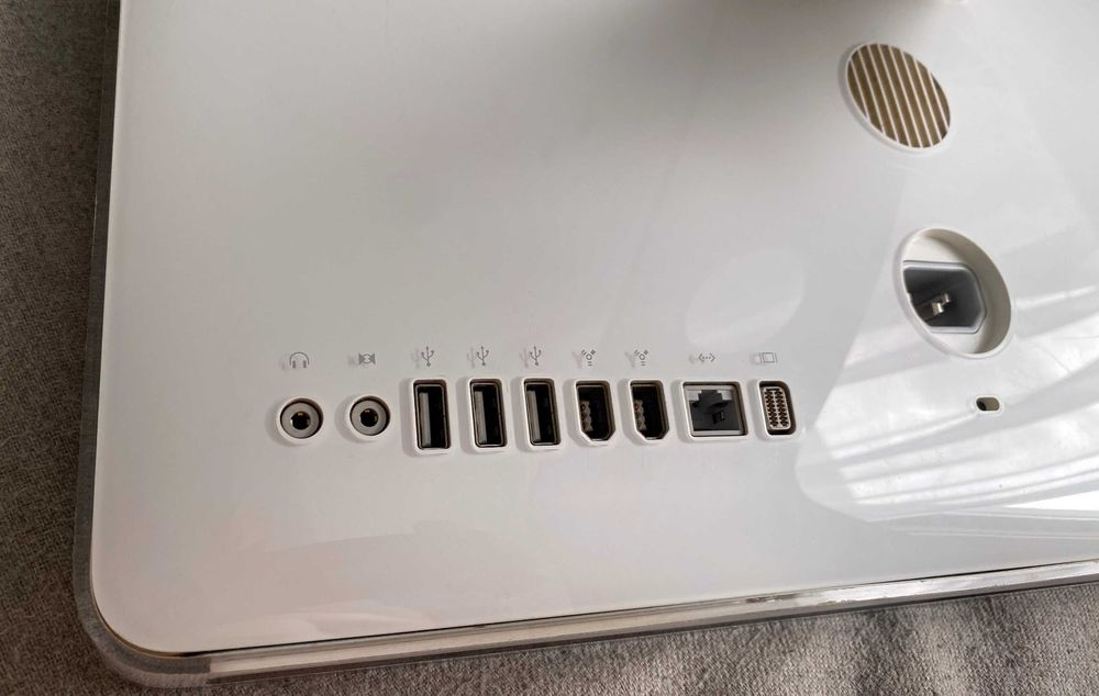 Apple iMac A1208 din 2006 - nu afiseaza - complet