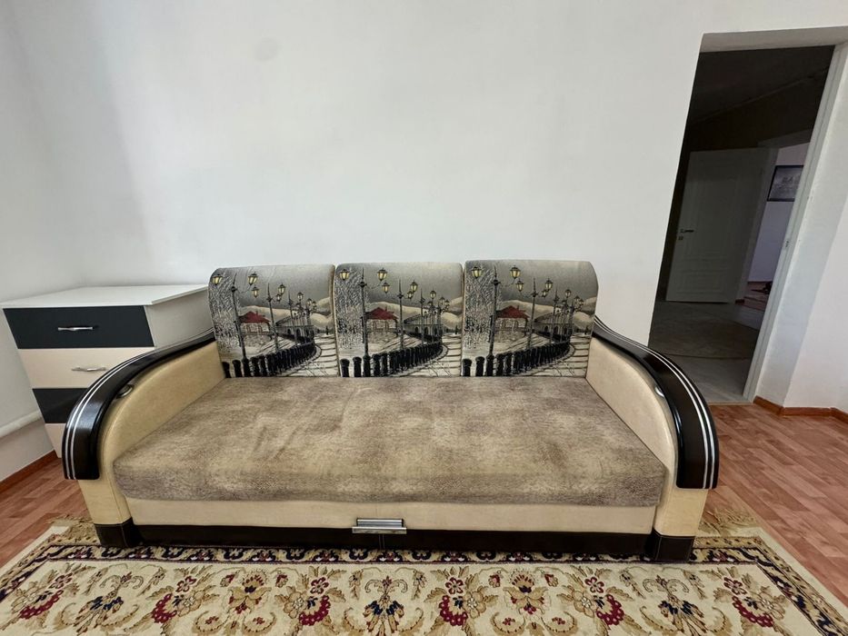 Диванырасклодные б/у хорошем состоянии