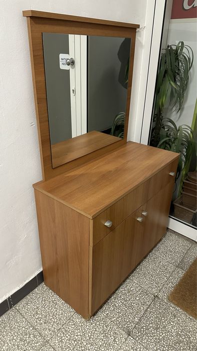 Ракла с голямо огледало - ЦЕНА ПО ДОГОВАРЯНЕ!