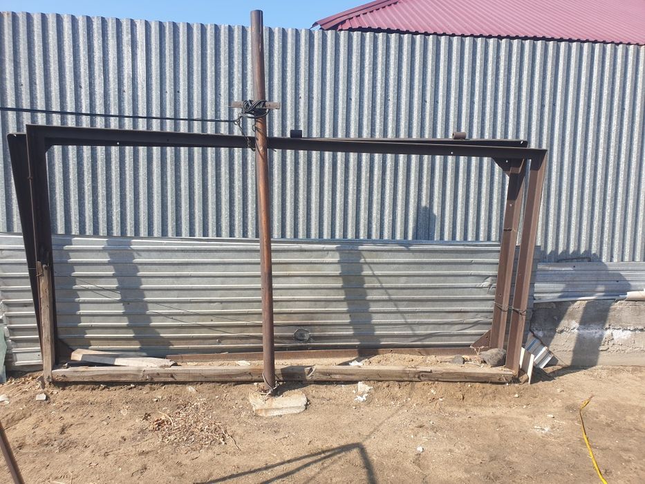Продам каркас металлических Ворот