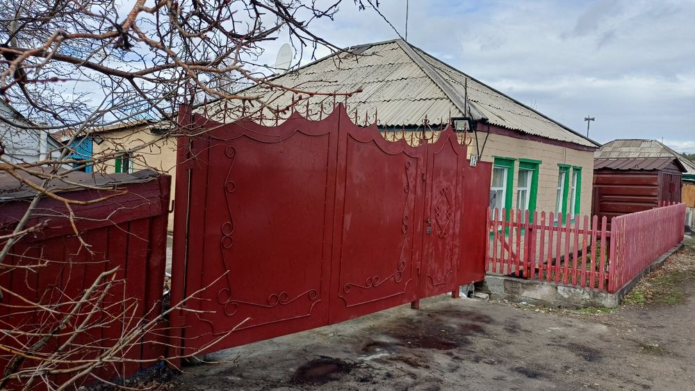 Продам дом на мирном