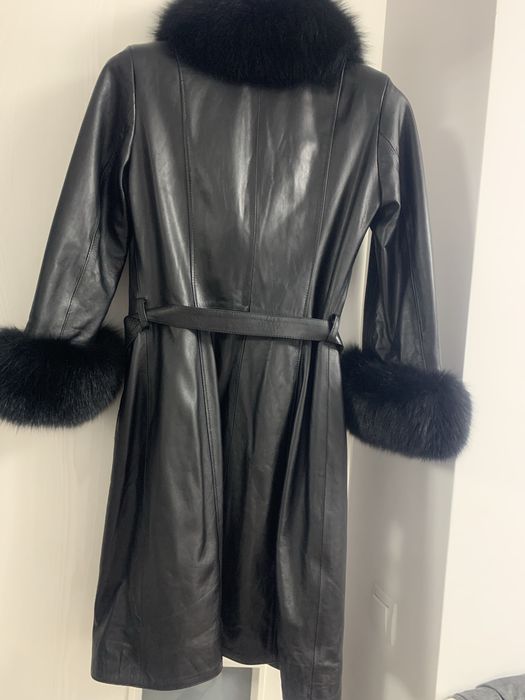 De vânzare haină din piele si blană naturala