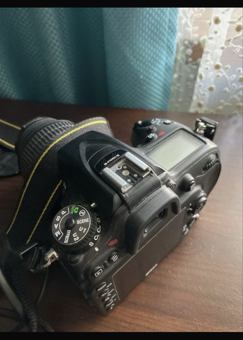 Nikon D7100 body+obiectiv