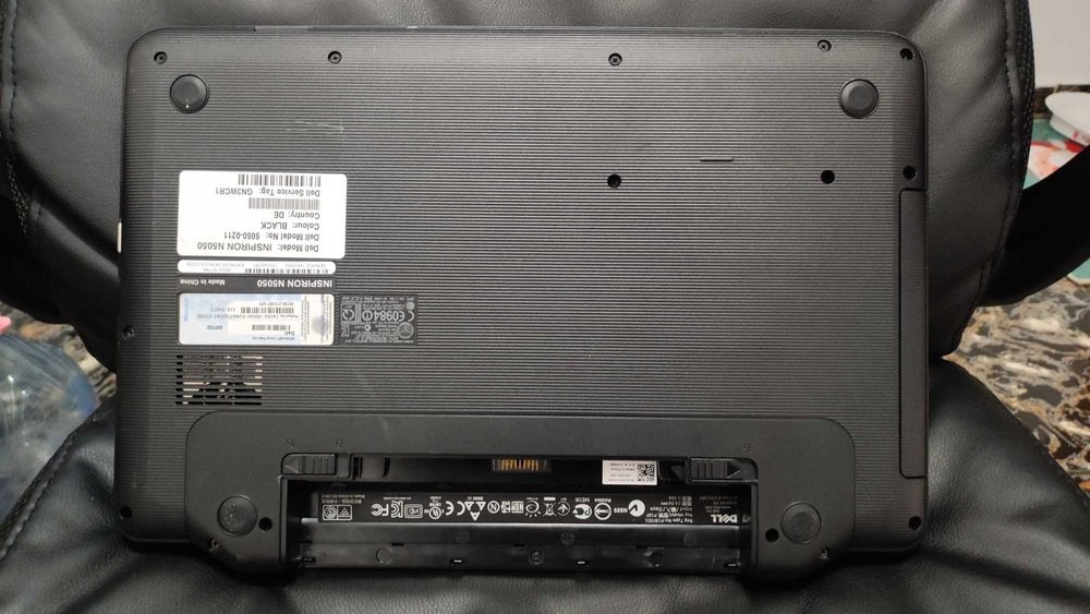 Laptop Dell Inspiron N5050