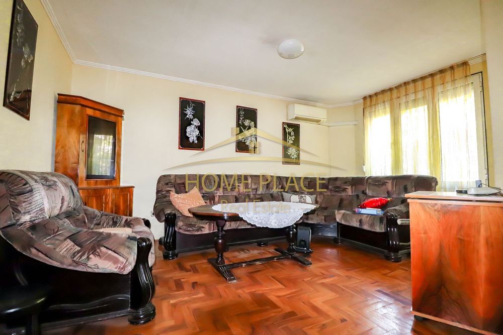 Дава се под наем Многостаен апартамент в Варна, Спортна зала - 120 кв.м за 612 € - Снимка #4