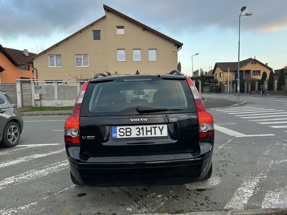 Volvo v50 2.0 136 cp