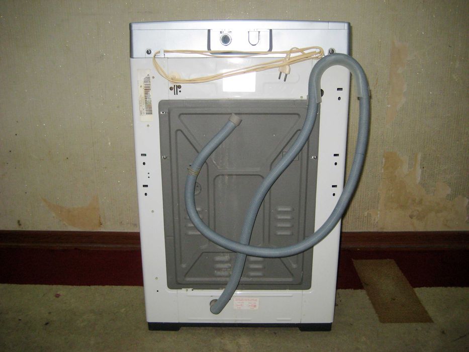 Стиральный машина SAMSUNG 6кг оригинал идеальном рабочим состоянии!