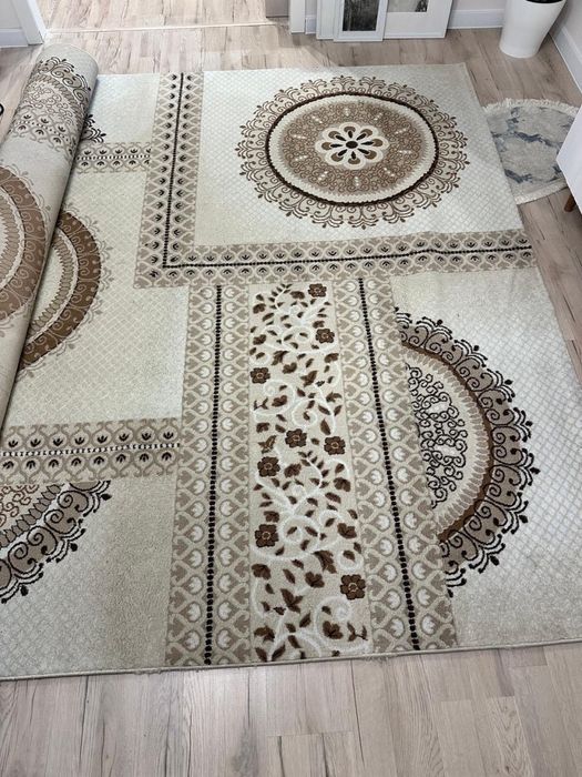 Продам Ковер 2,5*4(Турция)
