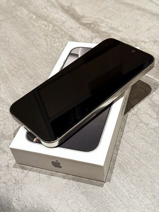 Iphone 16 Pro Max 512gb, neverlocked, arata ca NOU, garantie + factura