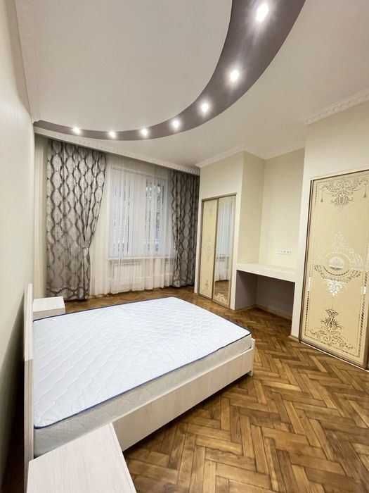 Продава се Двустаен апартамент в София, Гоце Делчев - 73 кв.м за 1836 €/кв.м - Снимка #3