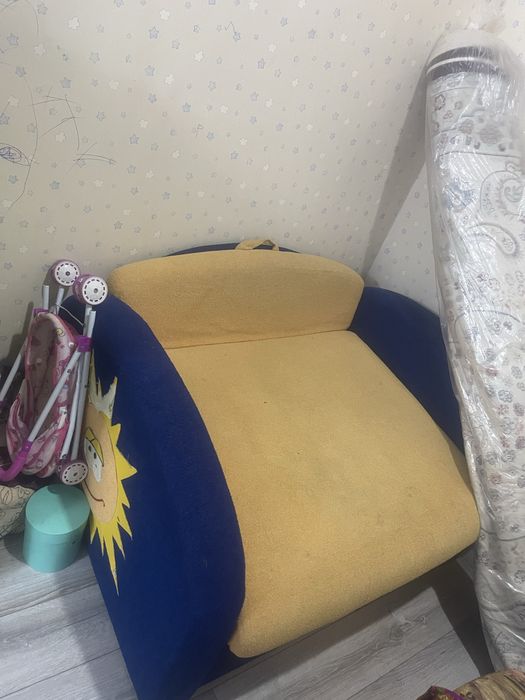Срочно детский диван