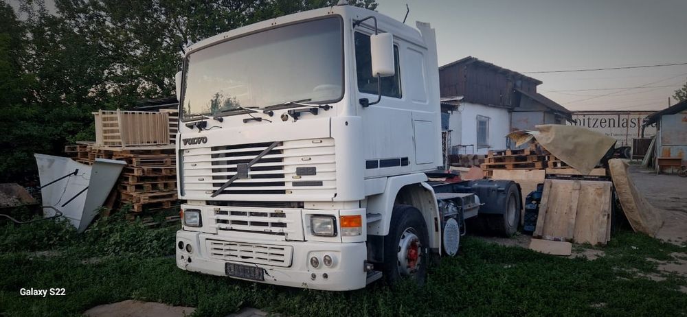 Продам вольво ф12