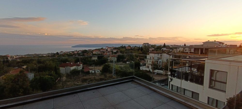 Изгодно ПАНОРАМЕН апартамент с три спални и паркомясто, Бриз, Варна