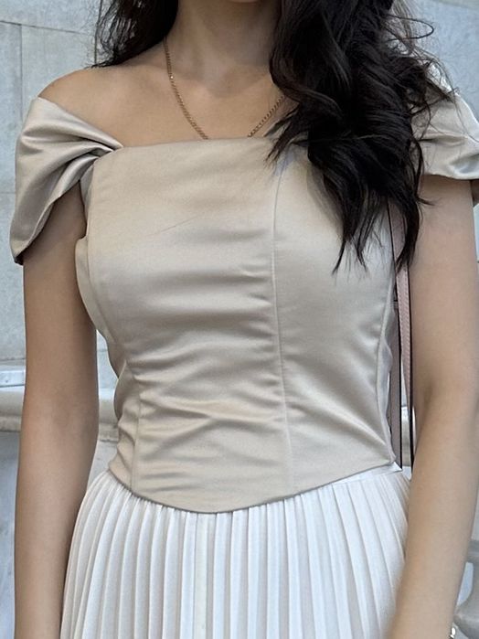 Продам корсет бежевый