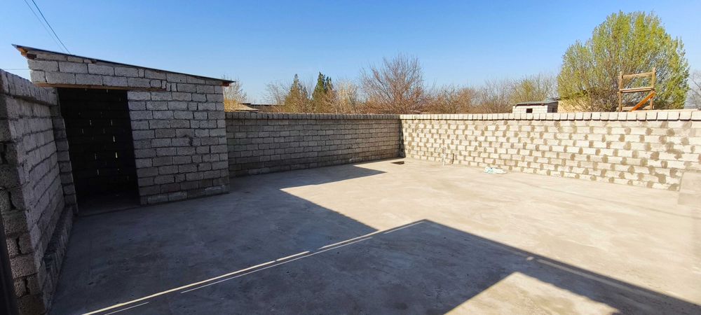 Уй сотилади Сирдаре тумани ЖБИ томонда