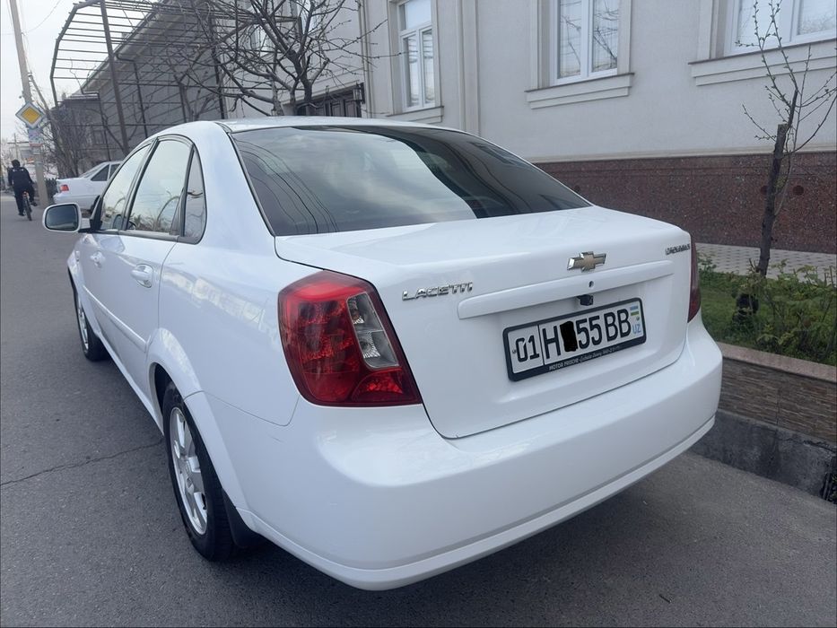 Lacetti Gentra автомат 3 позиция 2018 г Срочно!
