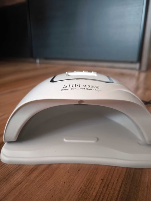 Лампа за гел лак+базови продукти за маникюр