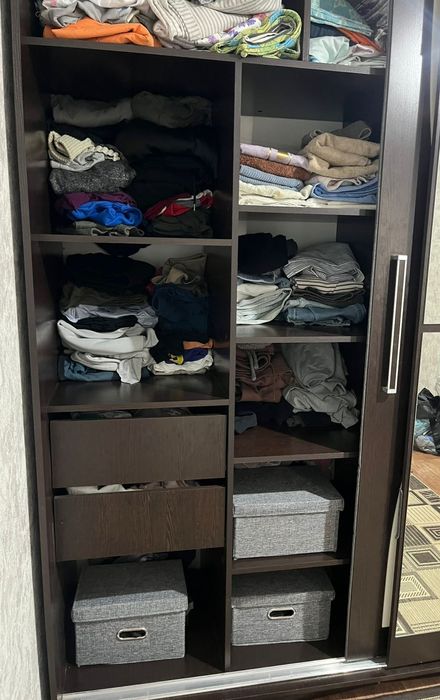 Продается шкаф-купе