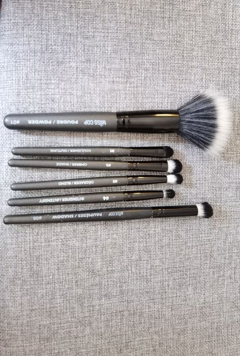 Pensule make up, Miss Cop