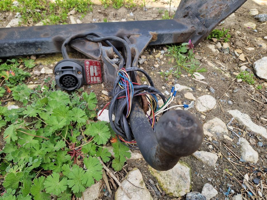 Оригиналени тегличи за Хонда Црв.