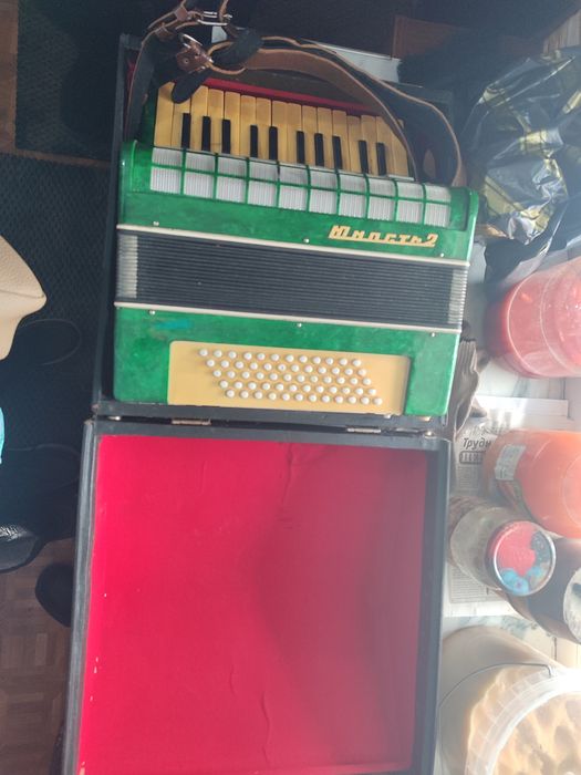 Продам аккордеон.  торг есть на месте