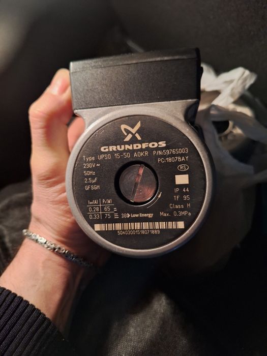 Циркуляционный насос Grundfos  (двигатель) запчаст для двухконтурных к