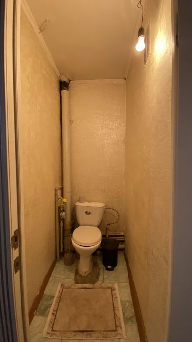 срочно 3 бөлмелі пәтер сатылады.