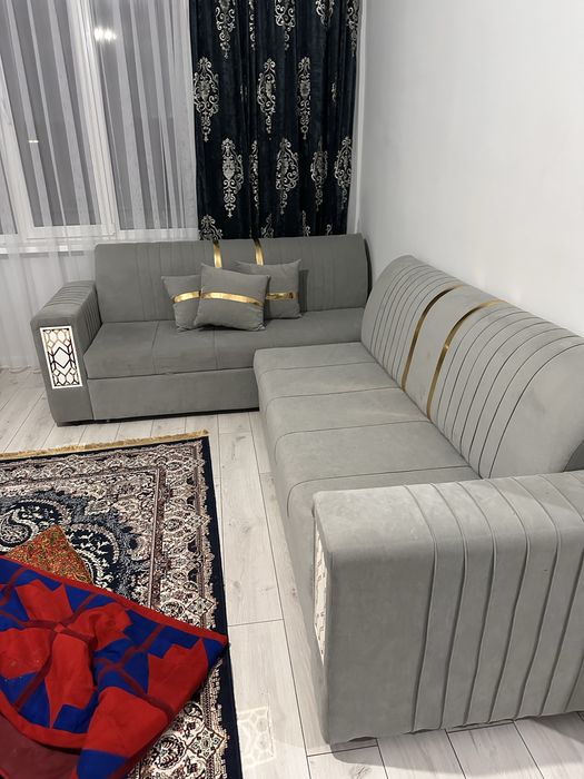 Продам диван 4м!