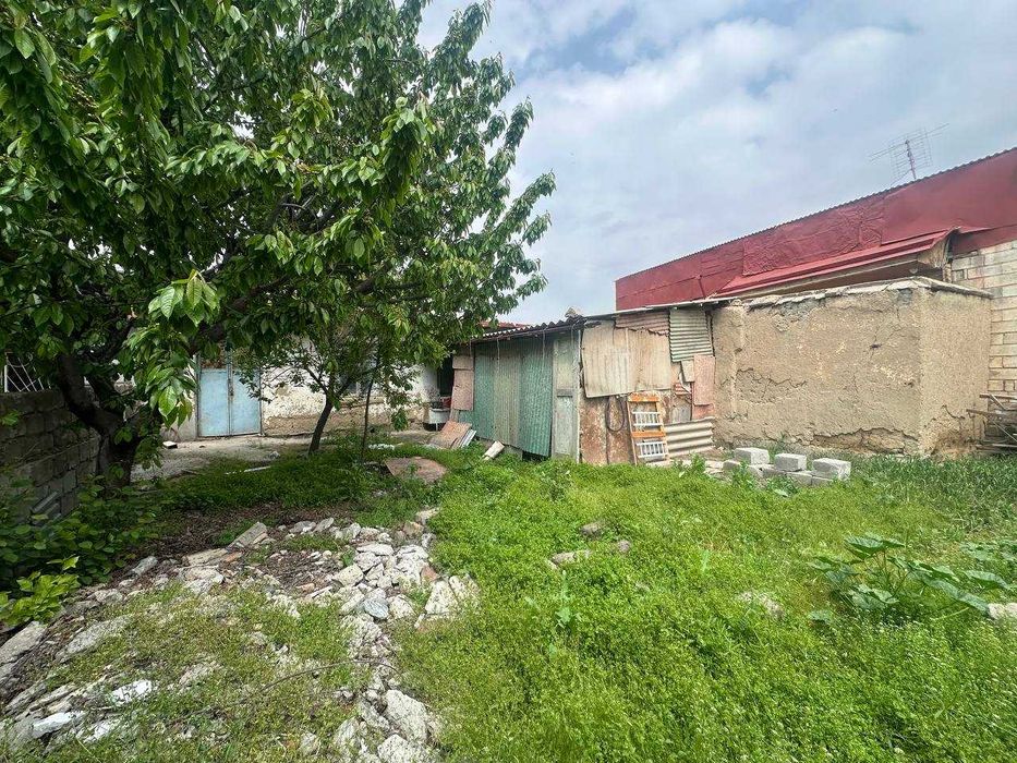 ПРОДАЁТСЯ земля под строительство 3,9 сотки в городе