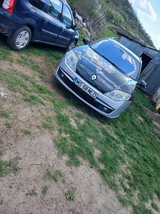 Salut!Vand renault laguna3