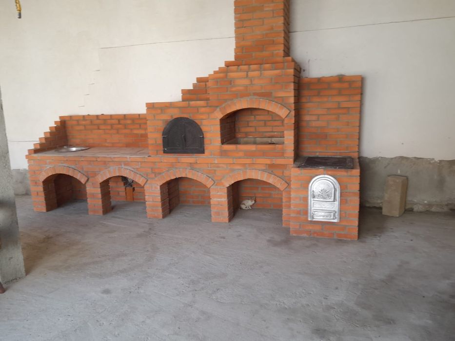 Construiesc grătare din cărămidă