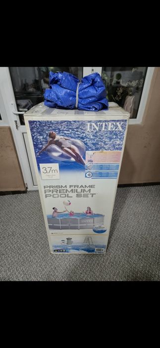 Piscina Intex odată folosită