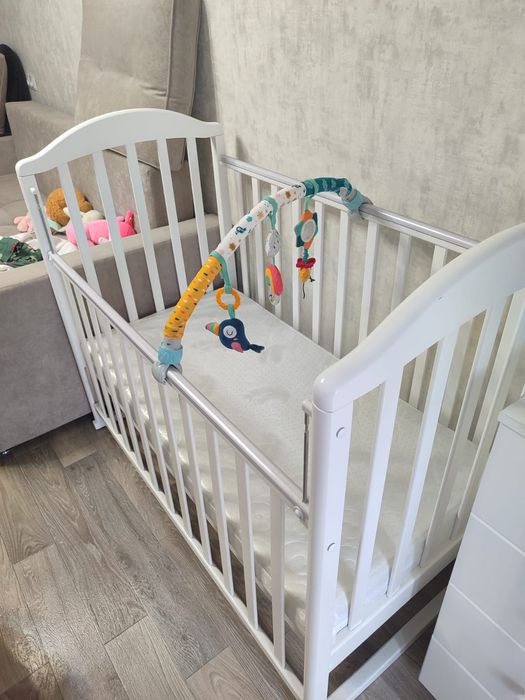 Продам кроватку детскую