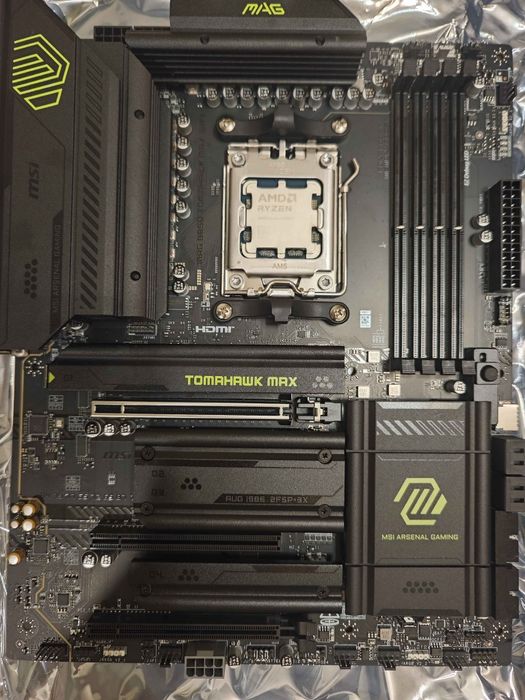 Ryzen 9 9950x b850 tomahawk