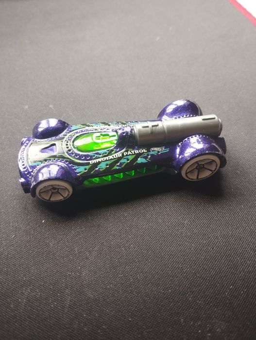 Машинки Hot wheels