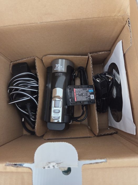 продам видеокамеру sony dsr-sx45e 2011г