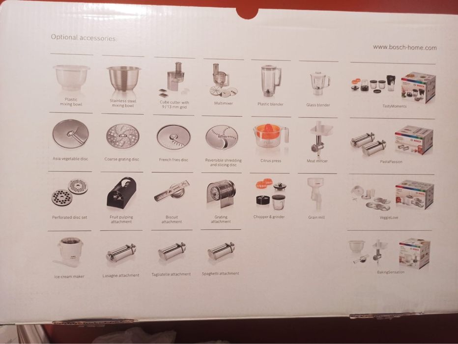 Кухонная машина Bosch MUM5