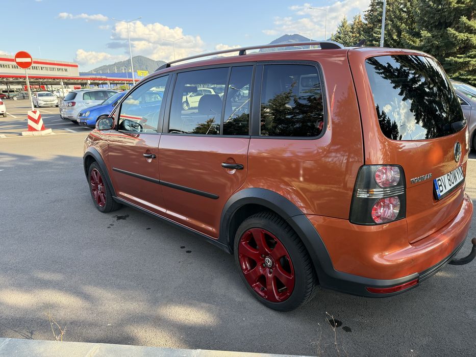 VOLKSWAGEN Touran 2007 — imagine 3