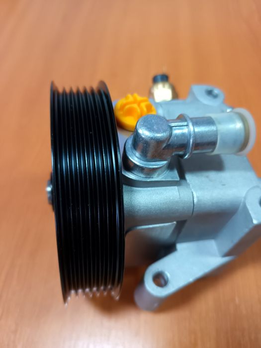 Pompa servodirecție Ford Focus