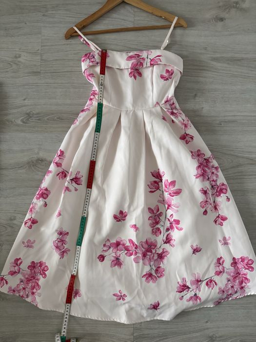 Rochie eleganta MOHITO